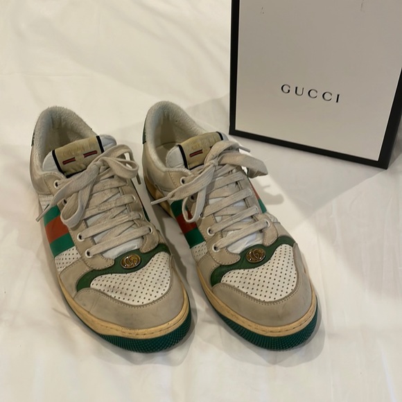 GUCCI Men US 9.5/UK 9 Screener GG Sneaker Made to Look Worn; White/Green/Red - Picture 1 of 9